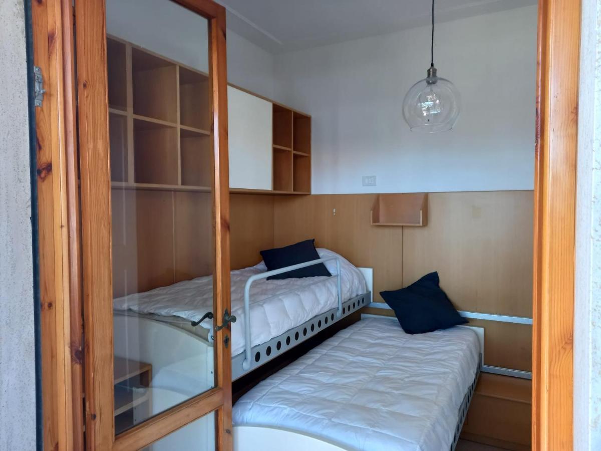 Carachouse-Lido Di Camaiore, Tra Pini Marini E Mare Luaran gambar